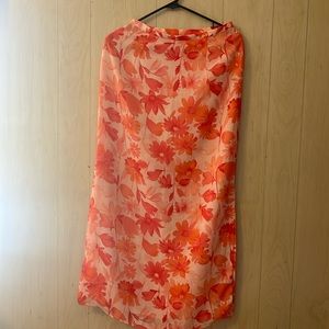 Beautiful Worthington floral skirt size 4